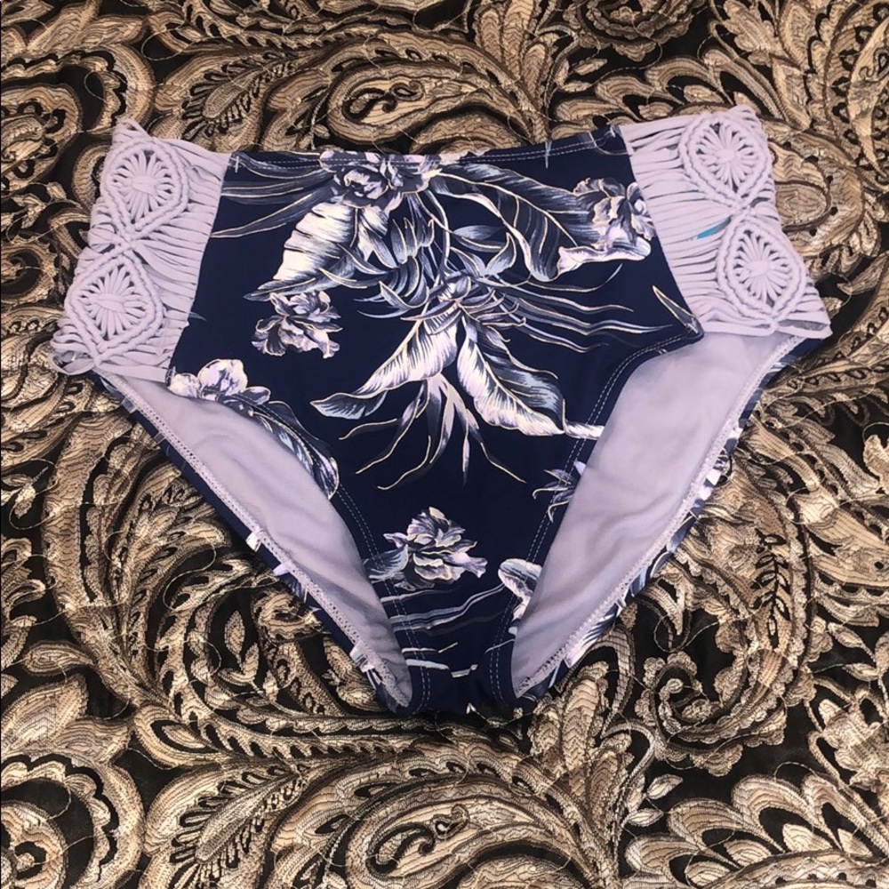 Strappy cutout swim bottoms